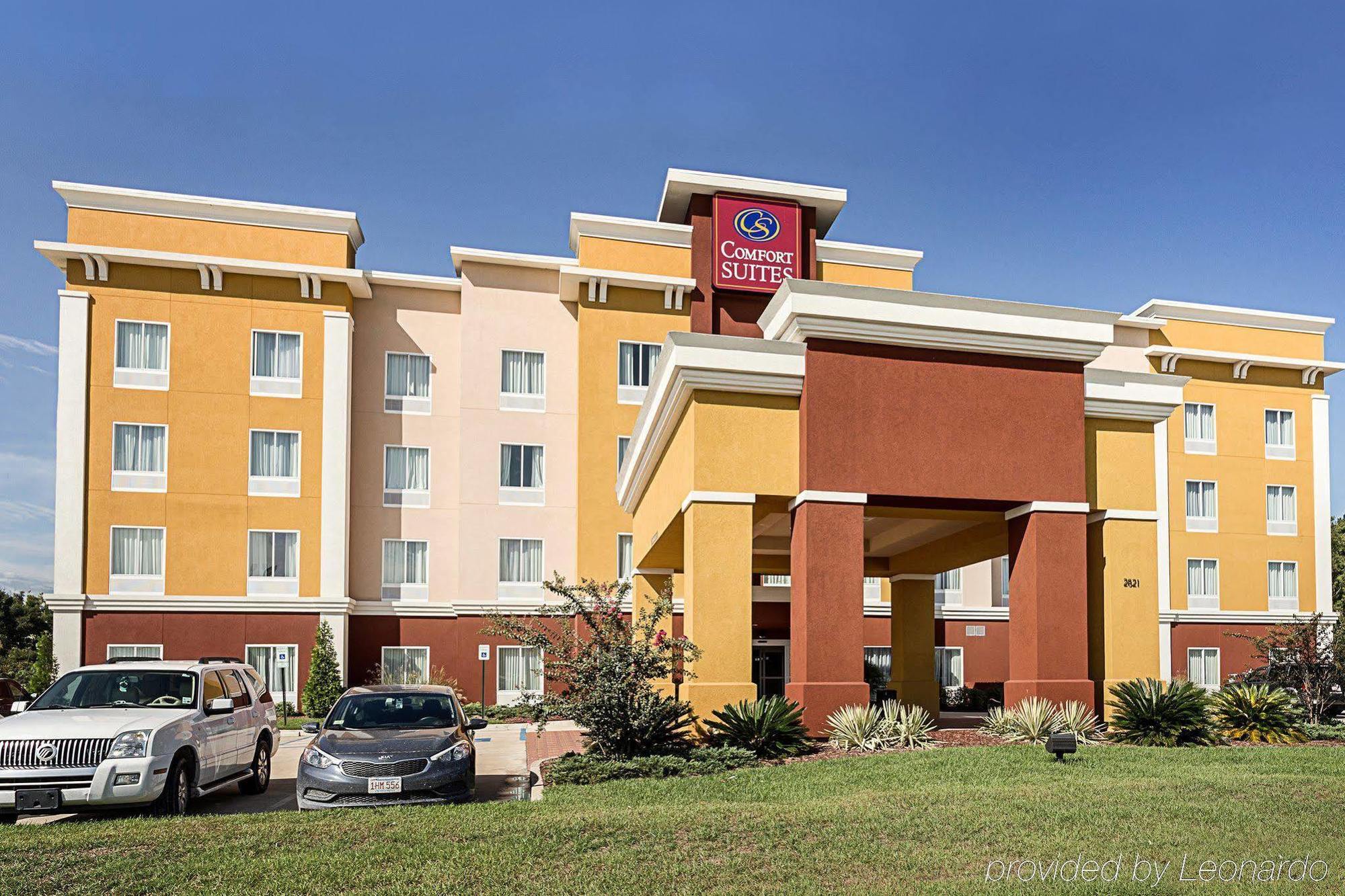 Comfort Suites Near Tanger Outlet Mall Gonzales Esterno foto