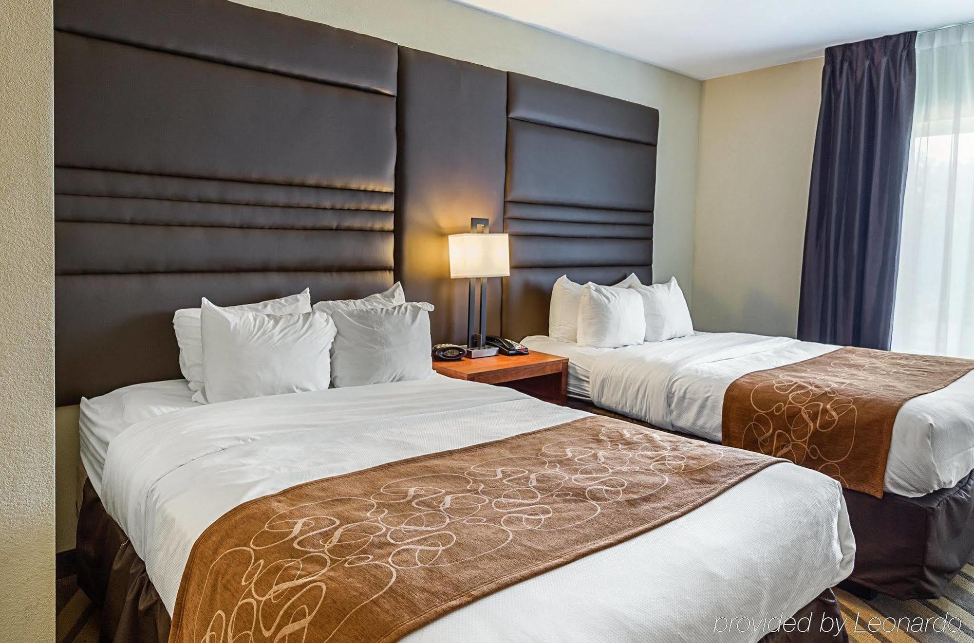 Comfort Suites Near Tanger Outlet Mall Gonzales Esterno foto